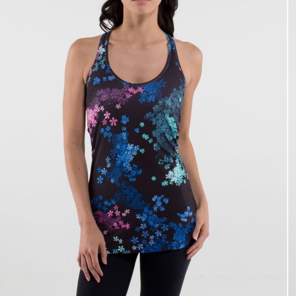 Lululemon Cool Racerback Tank Color: Petal Pop Multi Size 4 EUC - Like New